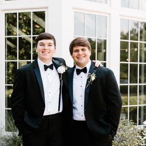 Meet your Posher, Addison